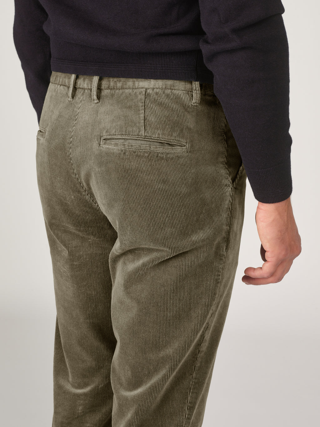 ELLIOT-P 55 - 562 OLIVE