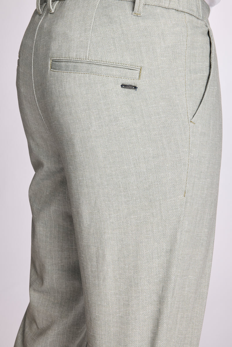 ELLIOT 49 - 562 OLIVE S26