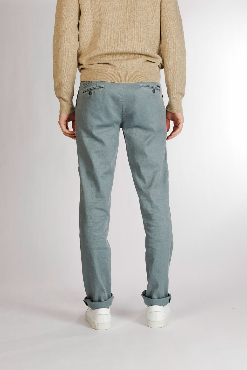 MAGNUS-A 51 - 320 DUSTY BLUE