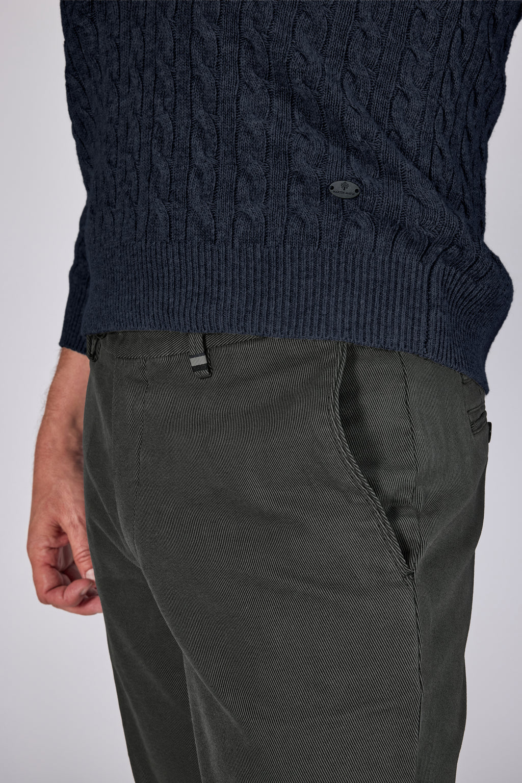 MAGNUS-P 27 GREEN GREY – Zilton