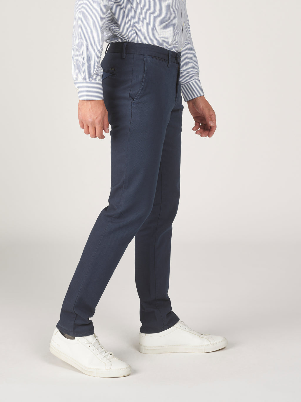 MAGNUS-P 32 363 ROYAL BLUE