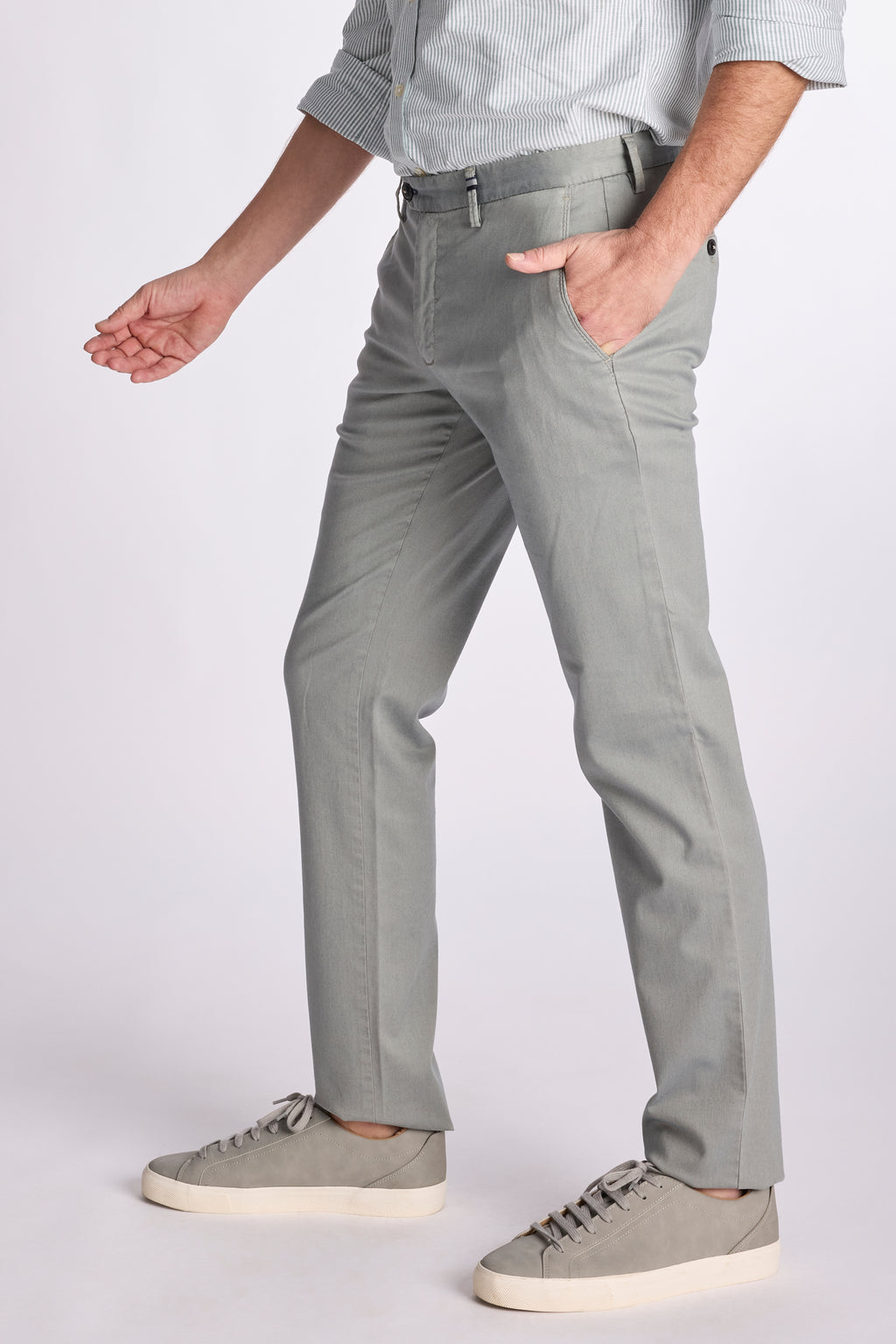 MAGNUS-P 40 - 581 GREEN GREY S26