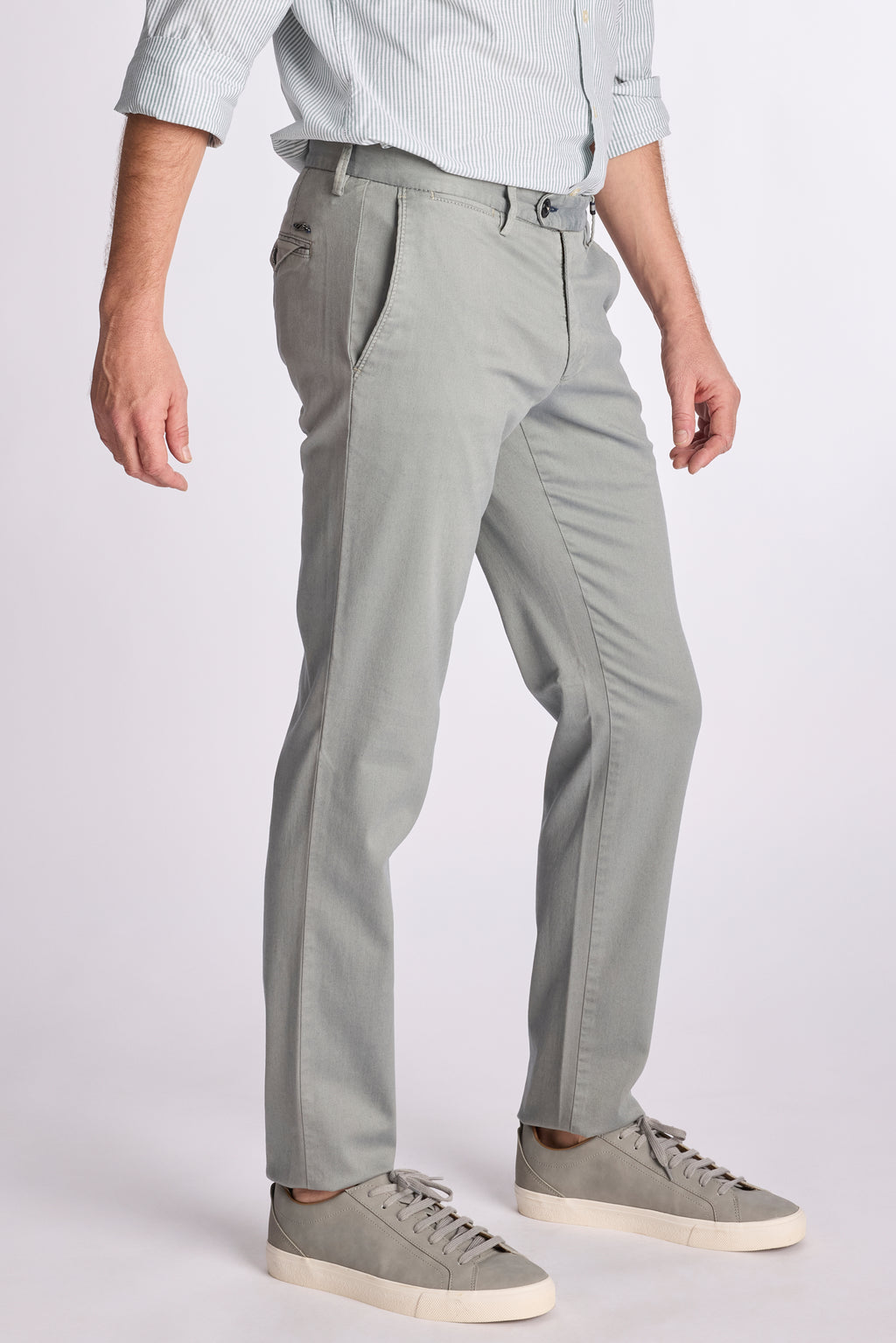 MAGNUS-P 40 - 581 GREEN GREY S26
