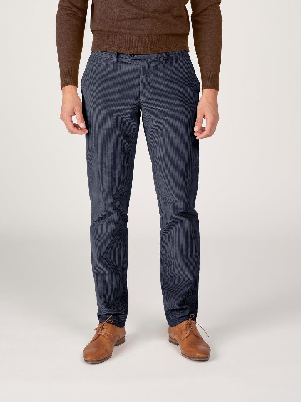 MAGNUS-P 53 - 340 ELECTRIC BLUE