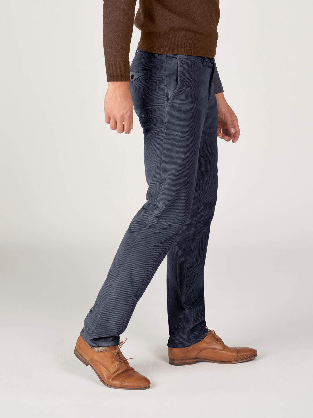 MAGNUS-P 53 - 340 ELECTRIC BLUE