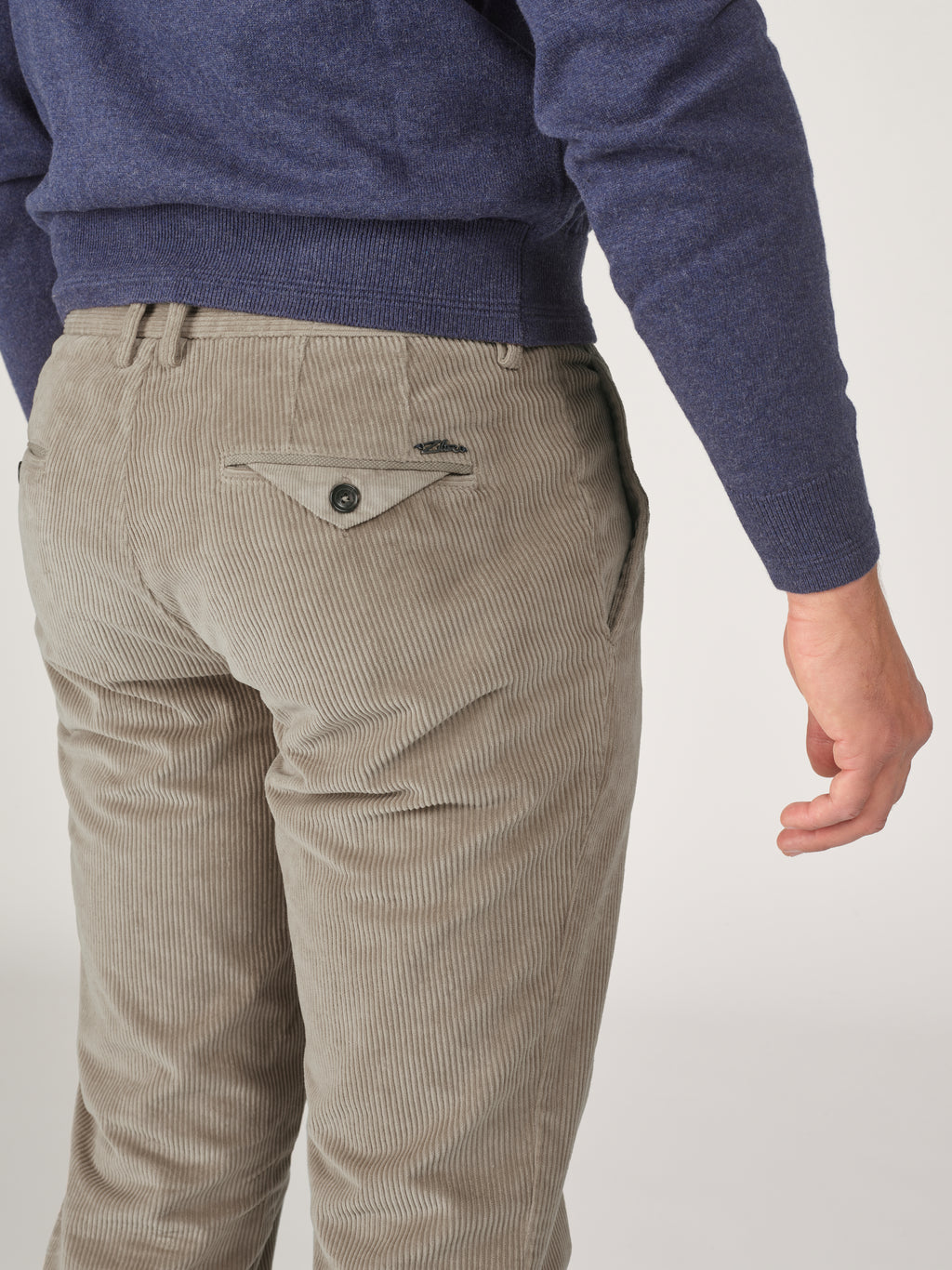 MAGNUS-P 53 - 581 GREEN GREY