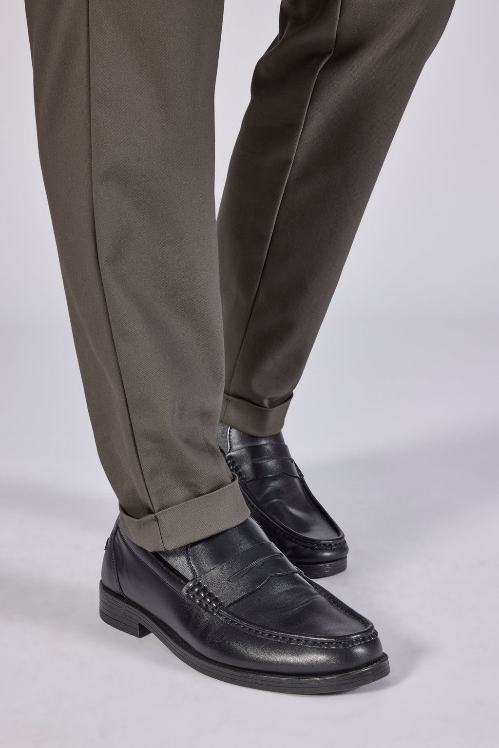 ROB-D 37 BLACK OLIVE