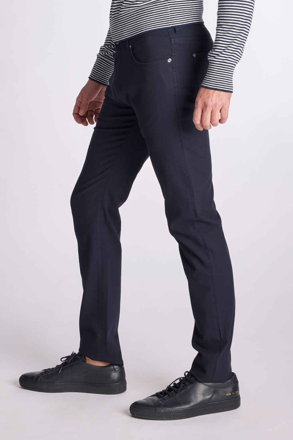 RODGER-L 55 - 393 DARK NAVY S26