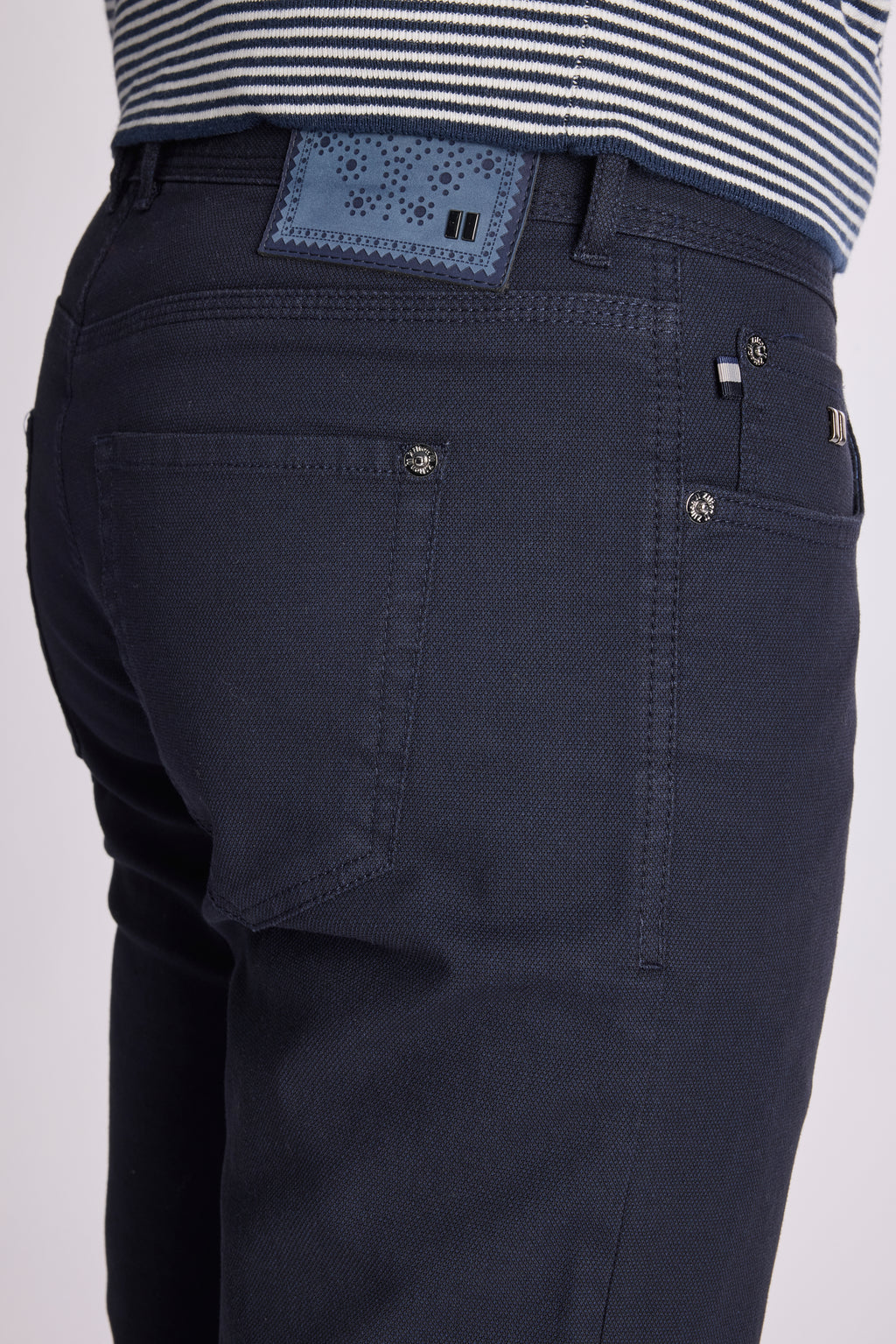 RODGER-L 55 - 393 DARK NAVY S26