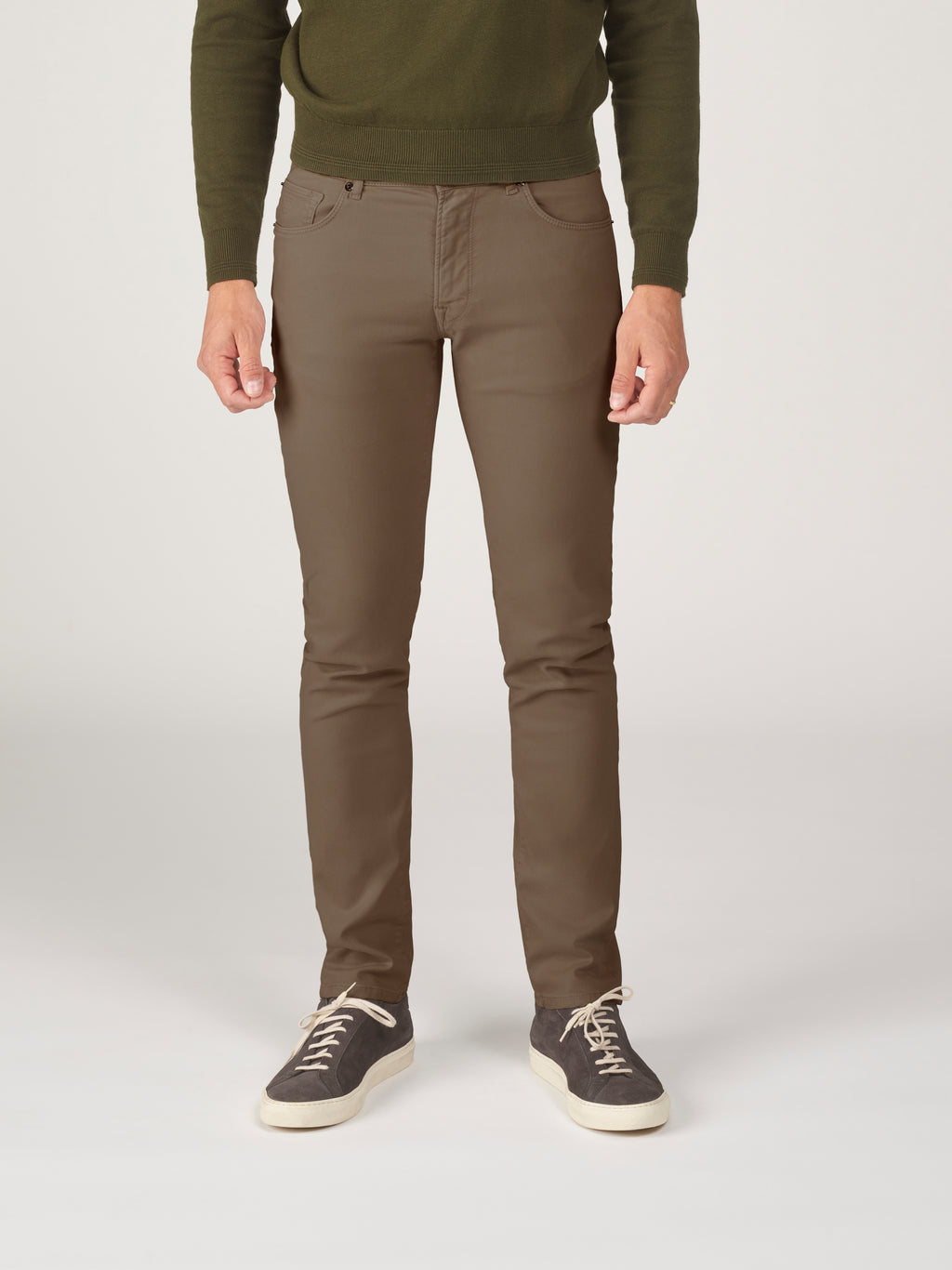 RODGER-P 22 - 422 BROWN SHADOW
