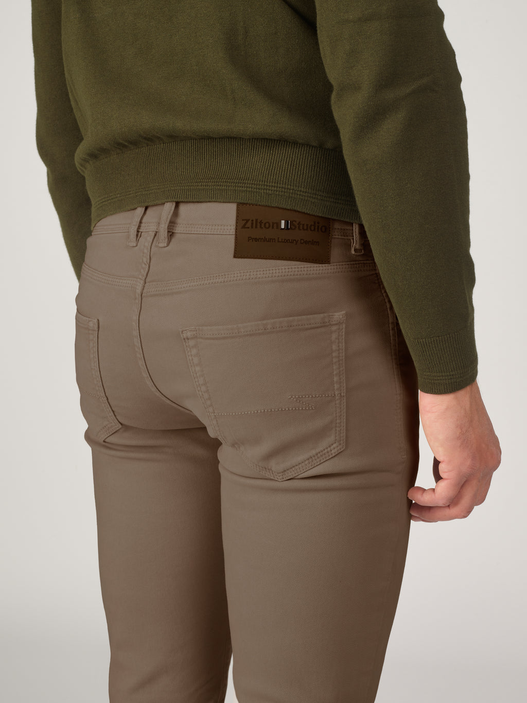 RODGER-P 22 - 422 BROWN SHADOW