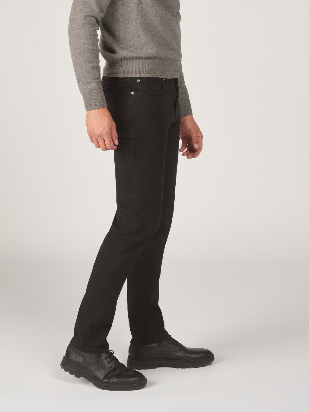 RODGER 11 - 999 BLACK-BLACK