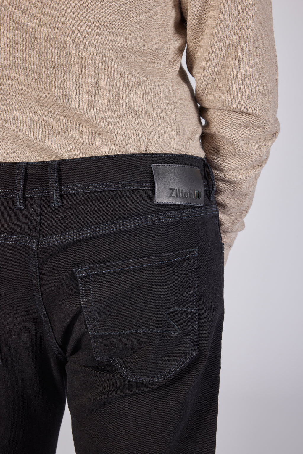 RODGER 11 BLACK-BLACK