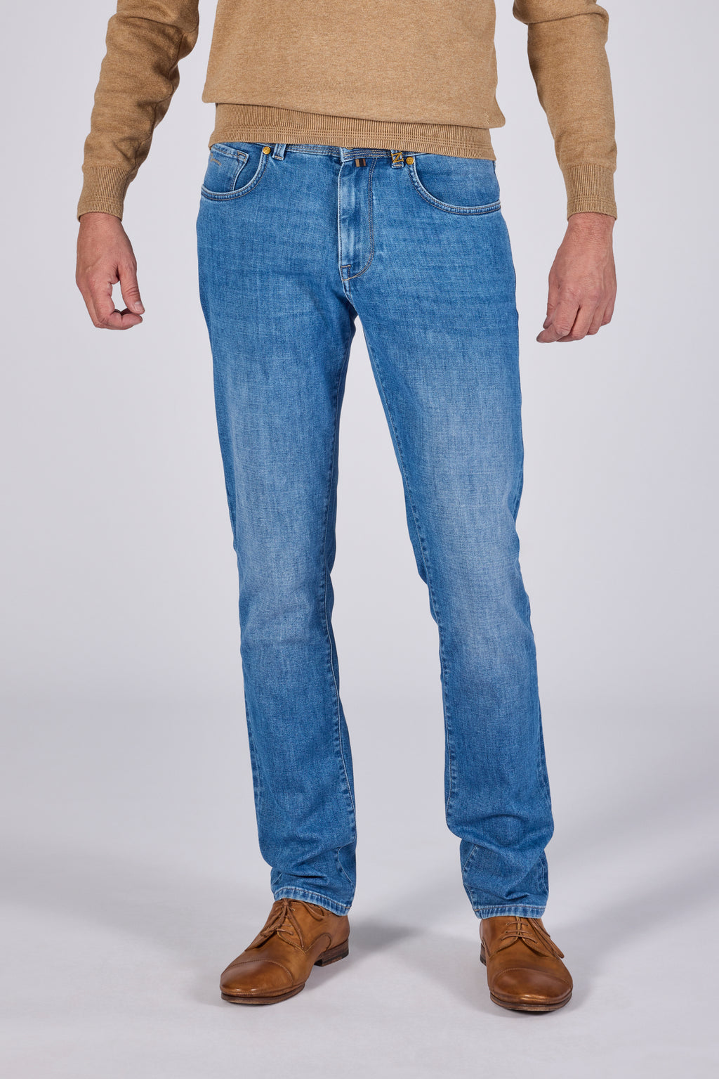 ROY-N 07 WASHED BLUE DENIM