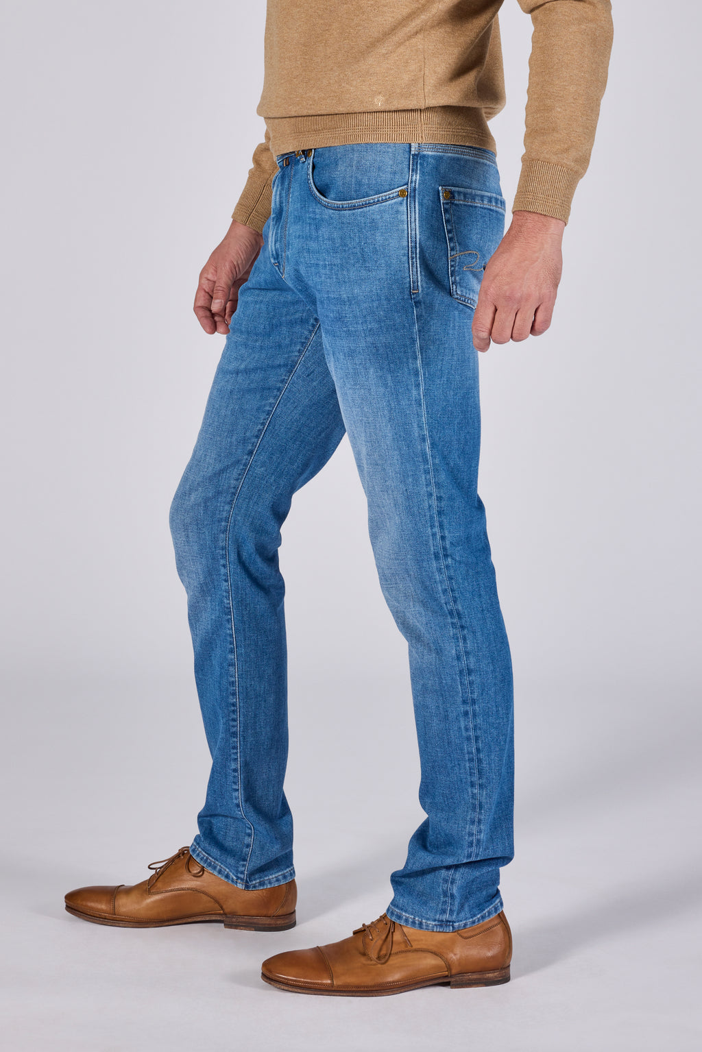ROY-N 07 WASHED BLUE DENIM