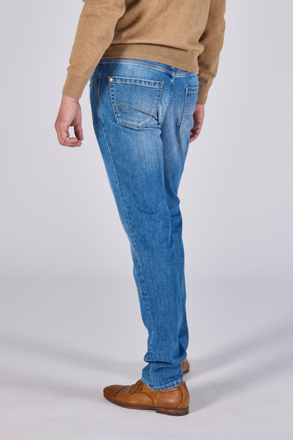 ROY-N 07 WASHED BLUE DENIM