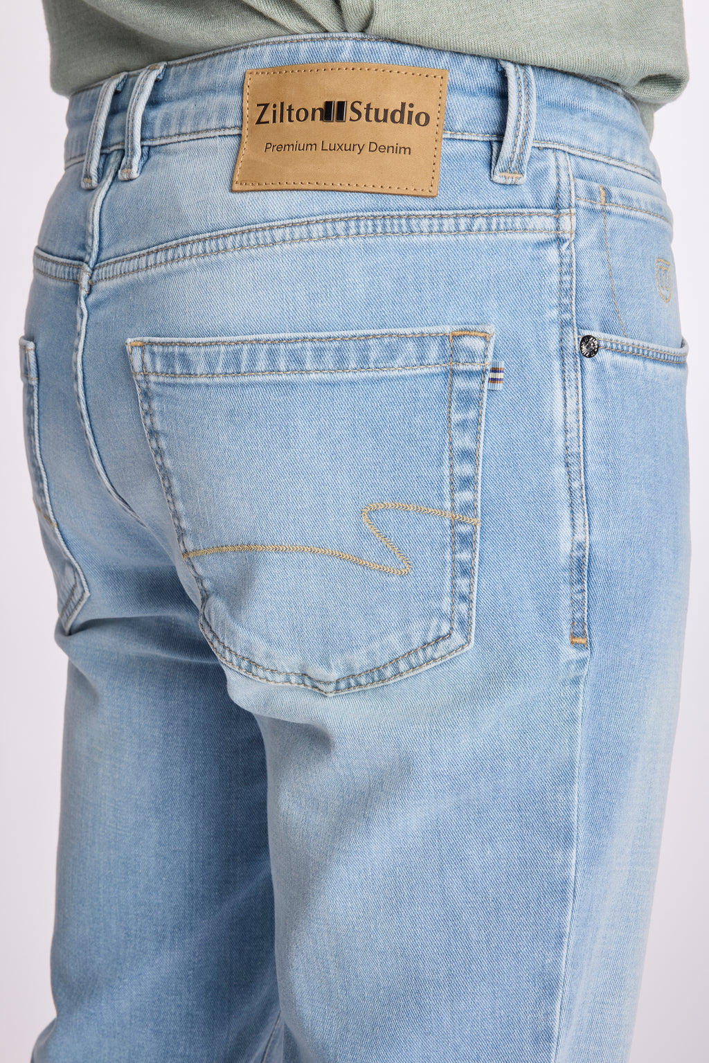 ROY-N 08 - 911 LIGHT DENIM S26