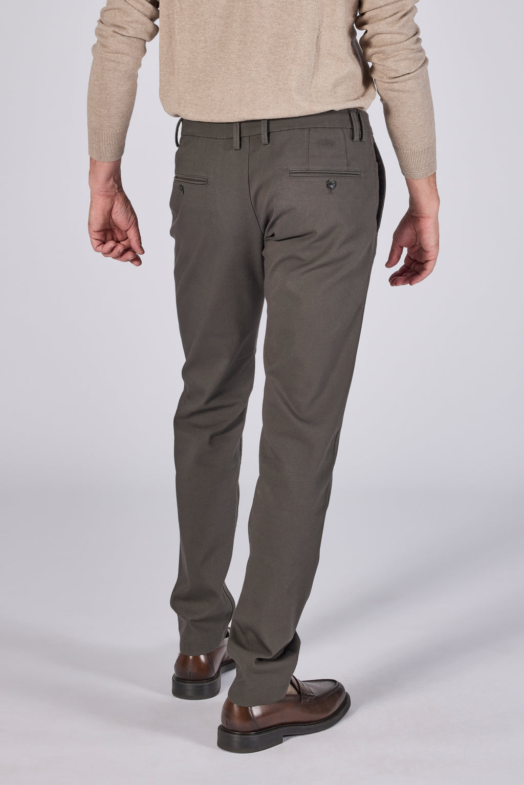 SIDNEY 37 BLACK OLIVE